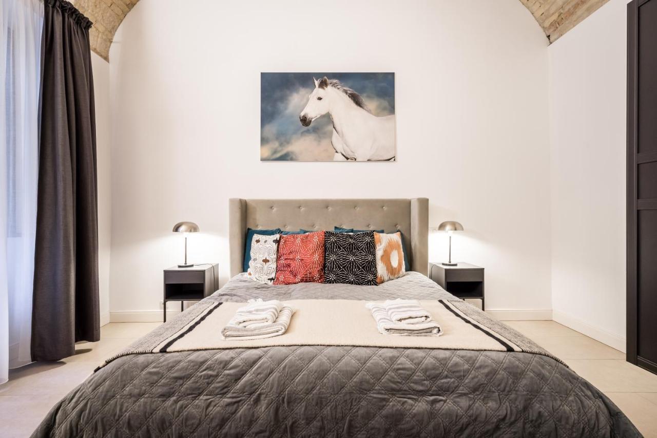 Urban Stable Luxury Apartments 布达佩斯 外观 照片
